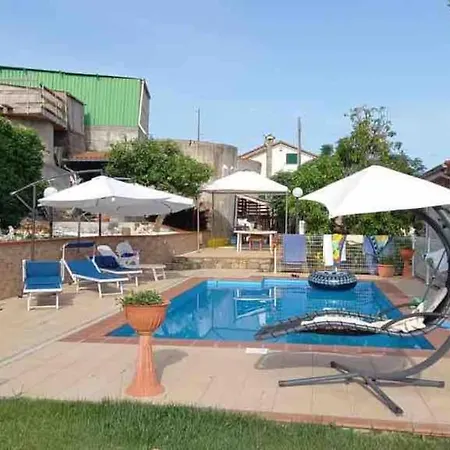 公寓 Casa Peonia, Natura, Piscina, Sport, Golf E Relax